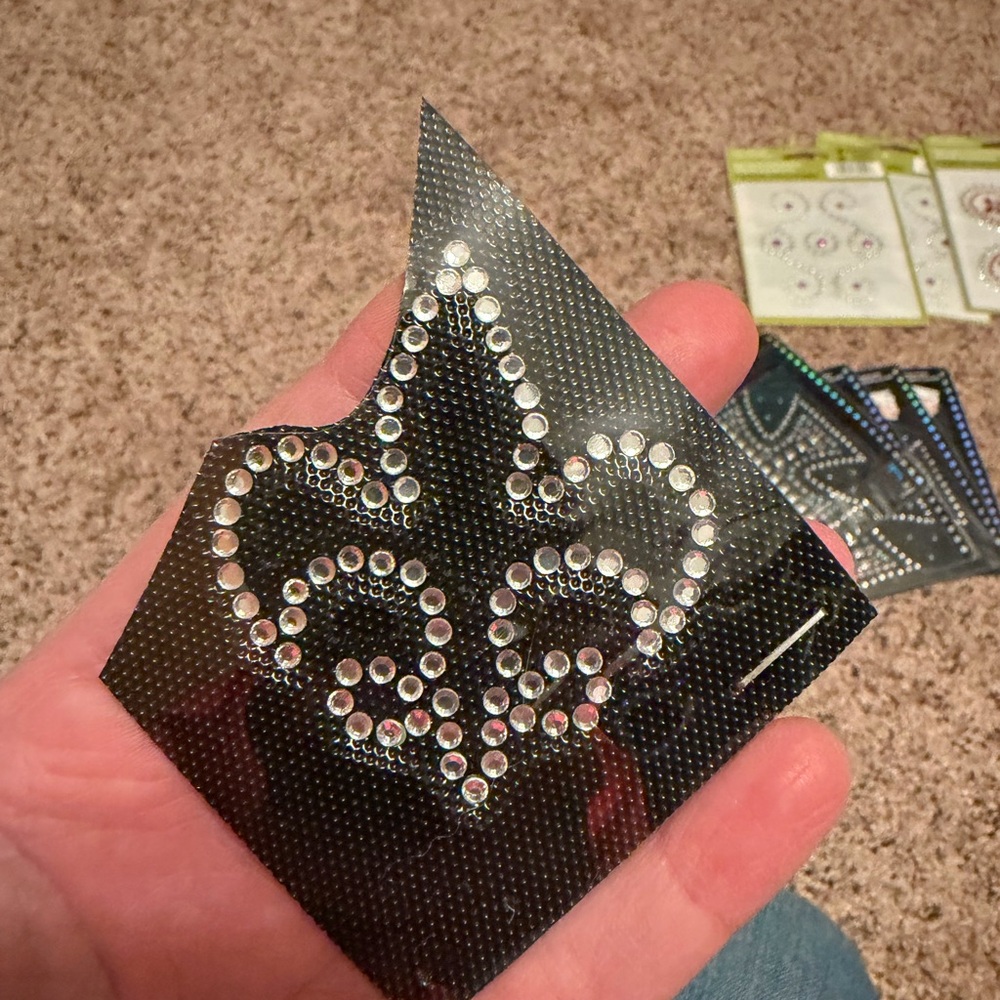 Assorted Iron-On Transfer Rhinestone Designs - Picture 6 of 9